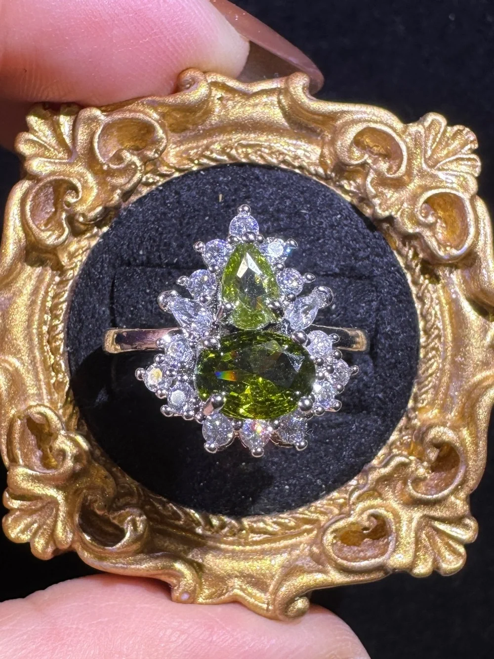 N/A sparkling green